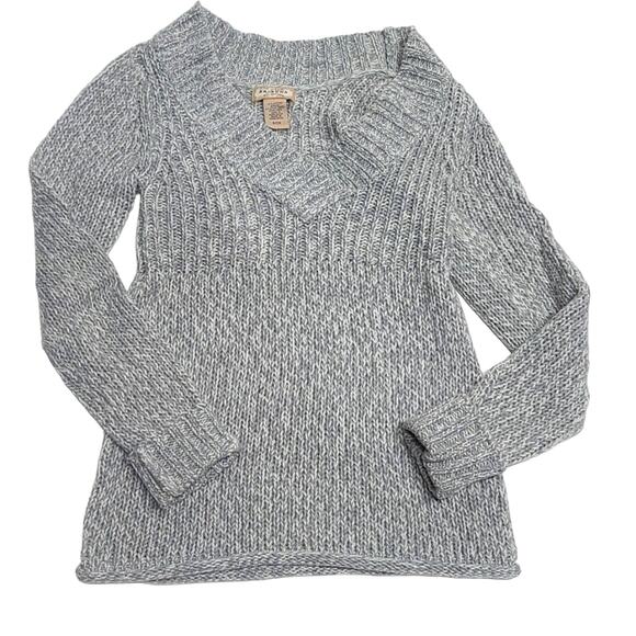Arizona jeans Co v-neck Silver glitter sweater women's small - Picture 1 of 4